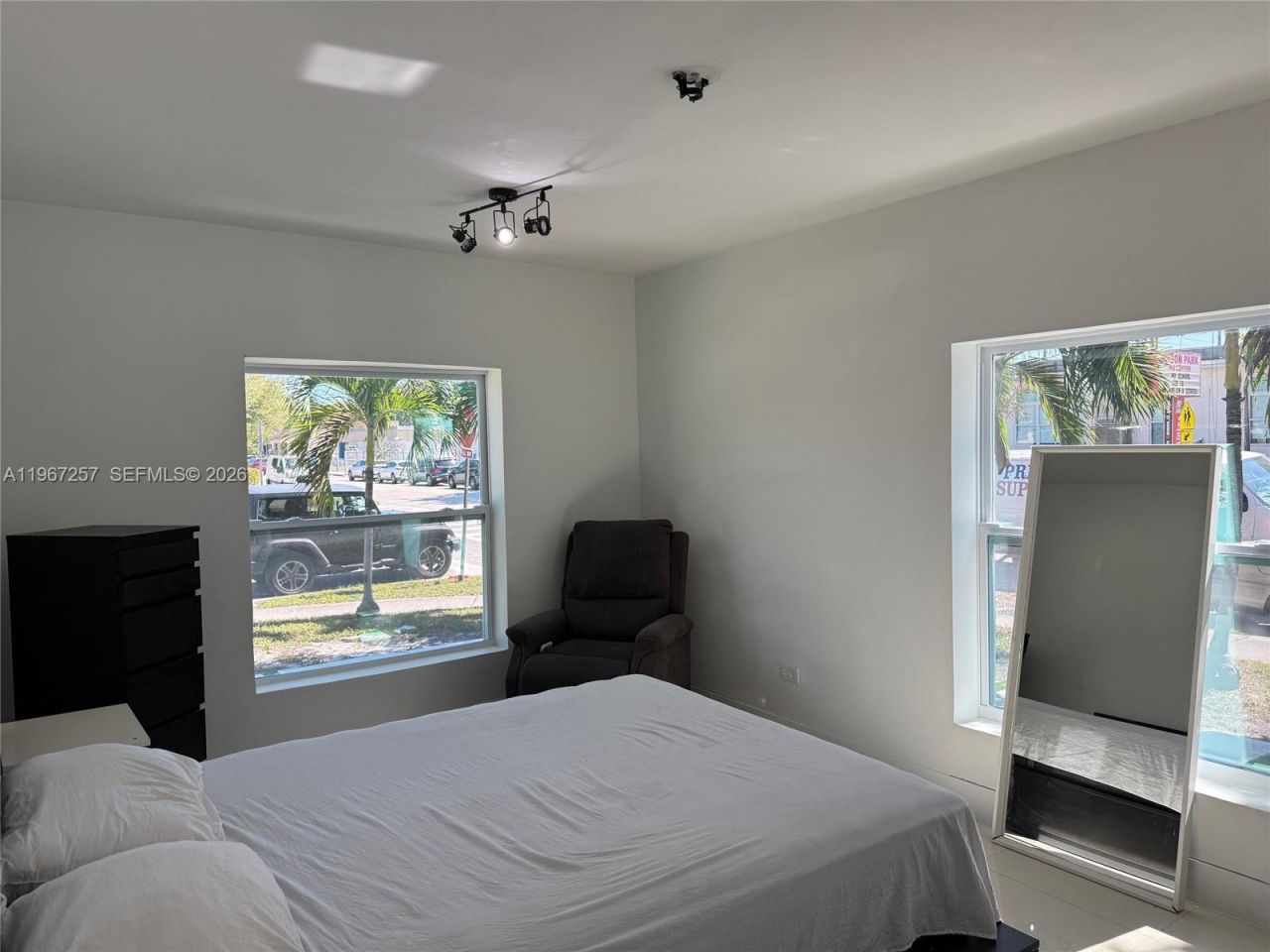 6700 NW 5th Ave, Miami, FL 33150 Photo