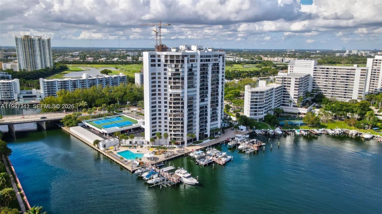 300 Three Islands Blvd , Unit PH3A, Hallandale Beach, FL 33009 Photo