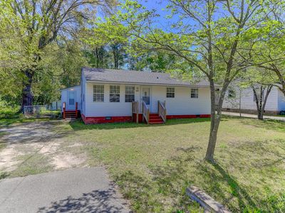 2401 Eagle Drive, Charleston, SC 29406