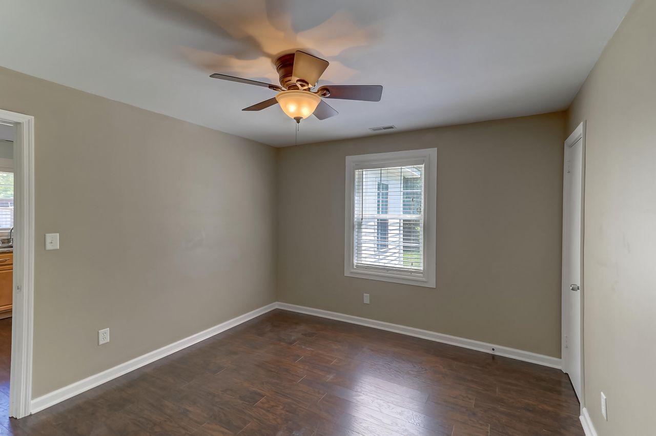 2401 Eagle Drive Photo 10