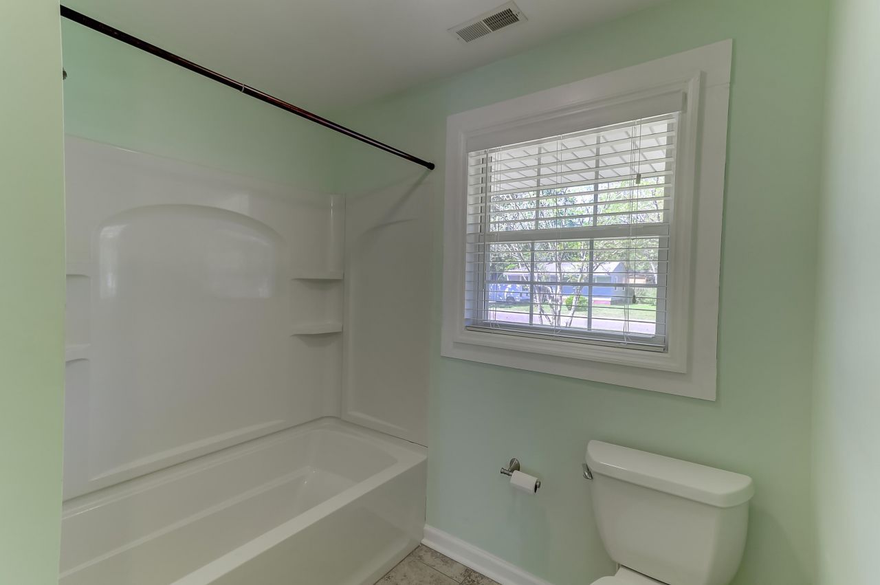 2401 Eagle Drive Photo 12