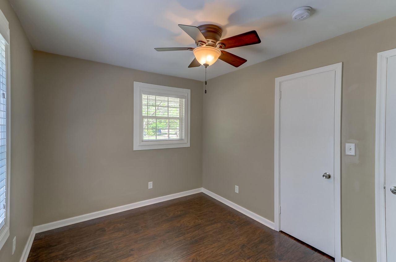 2401 Eagle Drive Photo 17