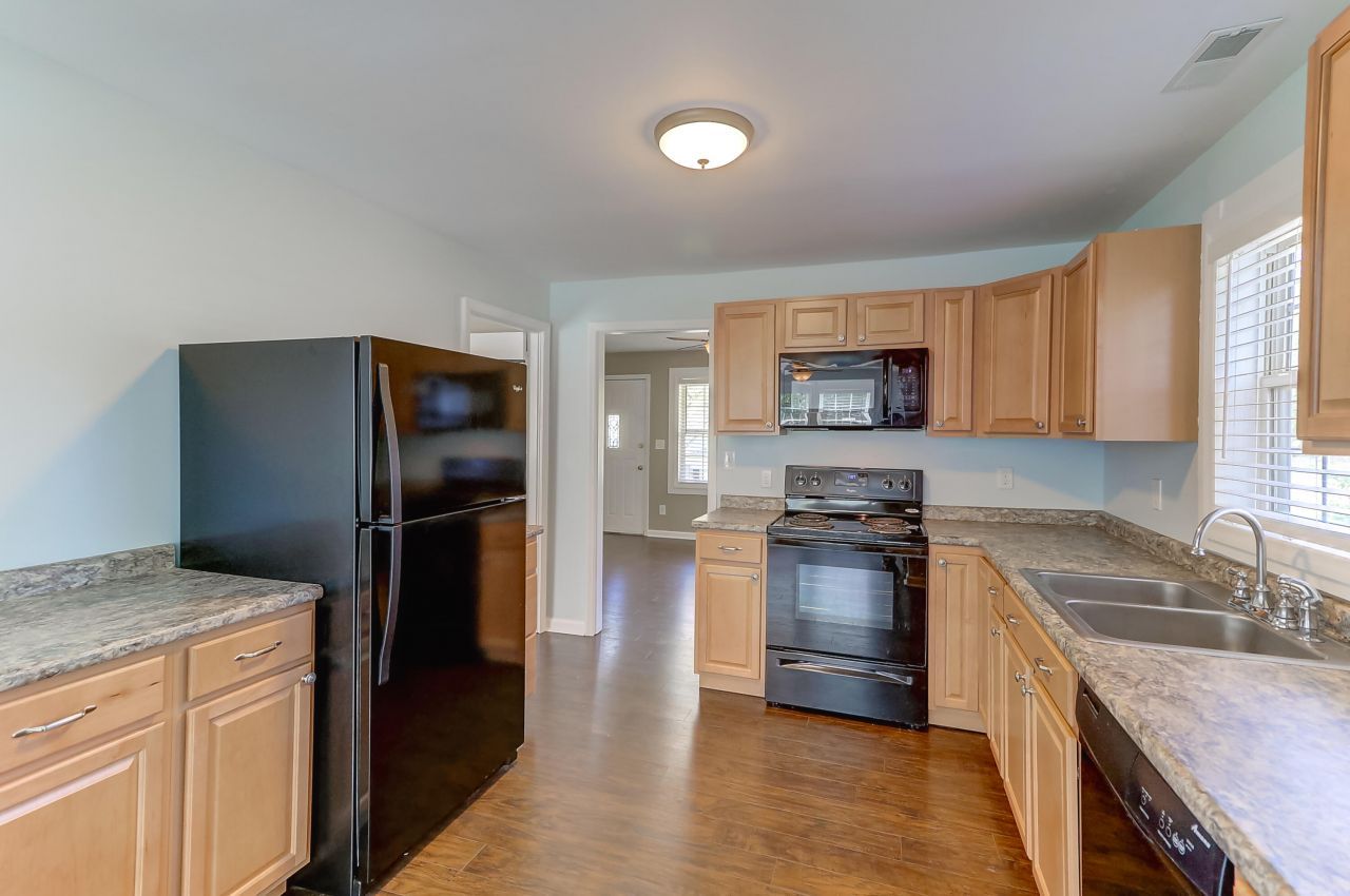 2401 Eagle Drive Photo 33