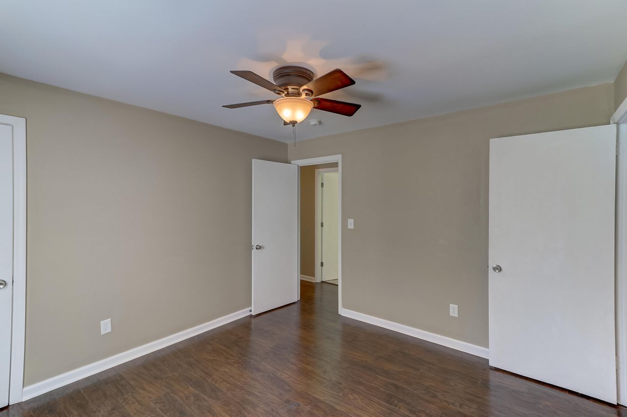 2401 Eagle Drive Photo 8