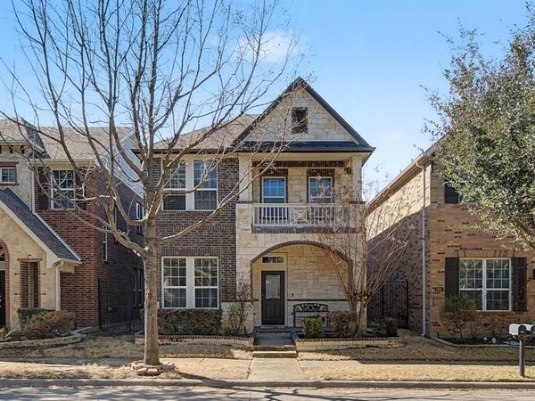228 Buckingham Avenue, Euless, TX 76040