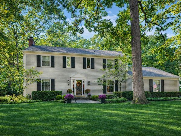 722 Forest Hill Road, Lake Forest, IL 60045