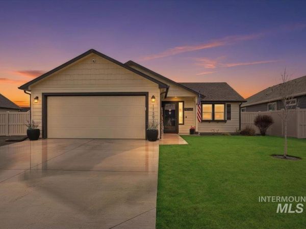 11391 Alice Springs St, Caldwell, ID 83607
