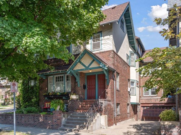 1222 Douglas Avenue, Minneapolis, MN 55403