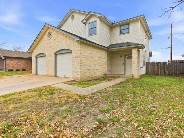 2622 Gwendolyn LN, Unit B, Austin, TX 78748
