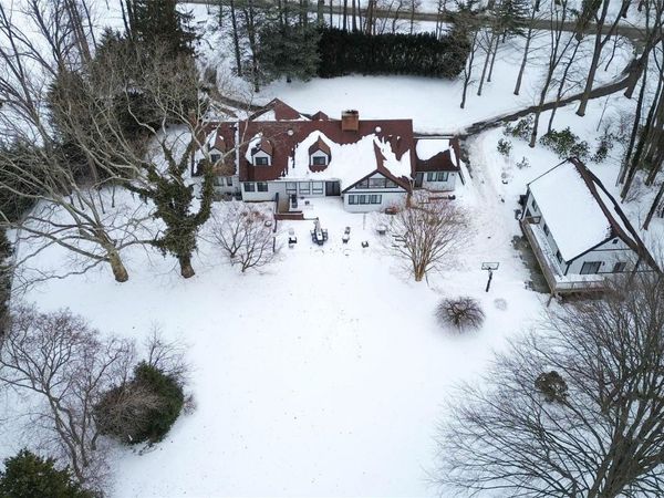 19 Frost Creek Drive, Lattingtown, NY 11560