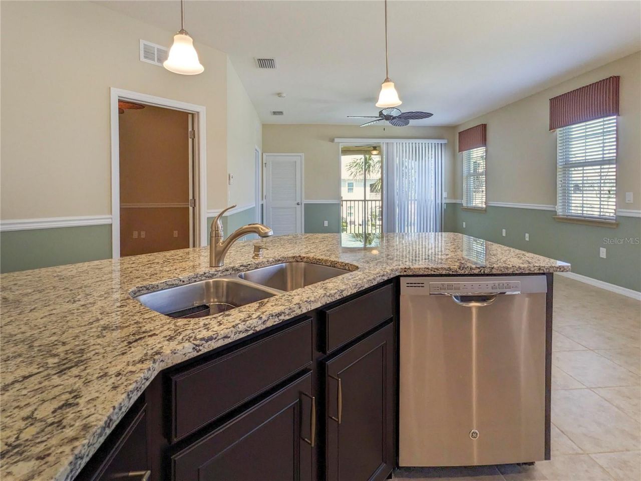 3129 Oriole Drive, Unit 104, Sarasota, FL 34243 Photo