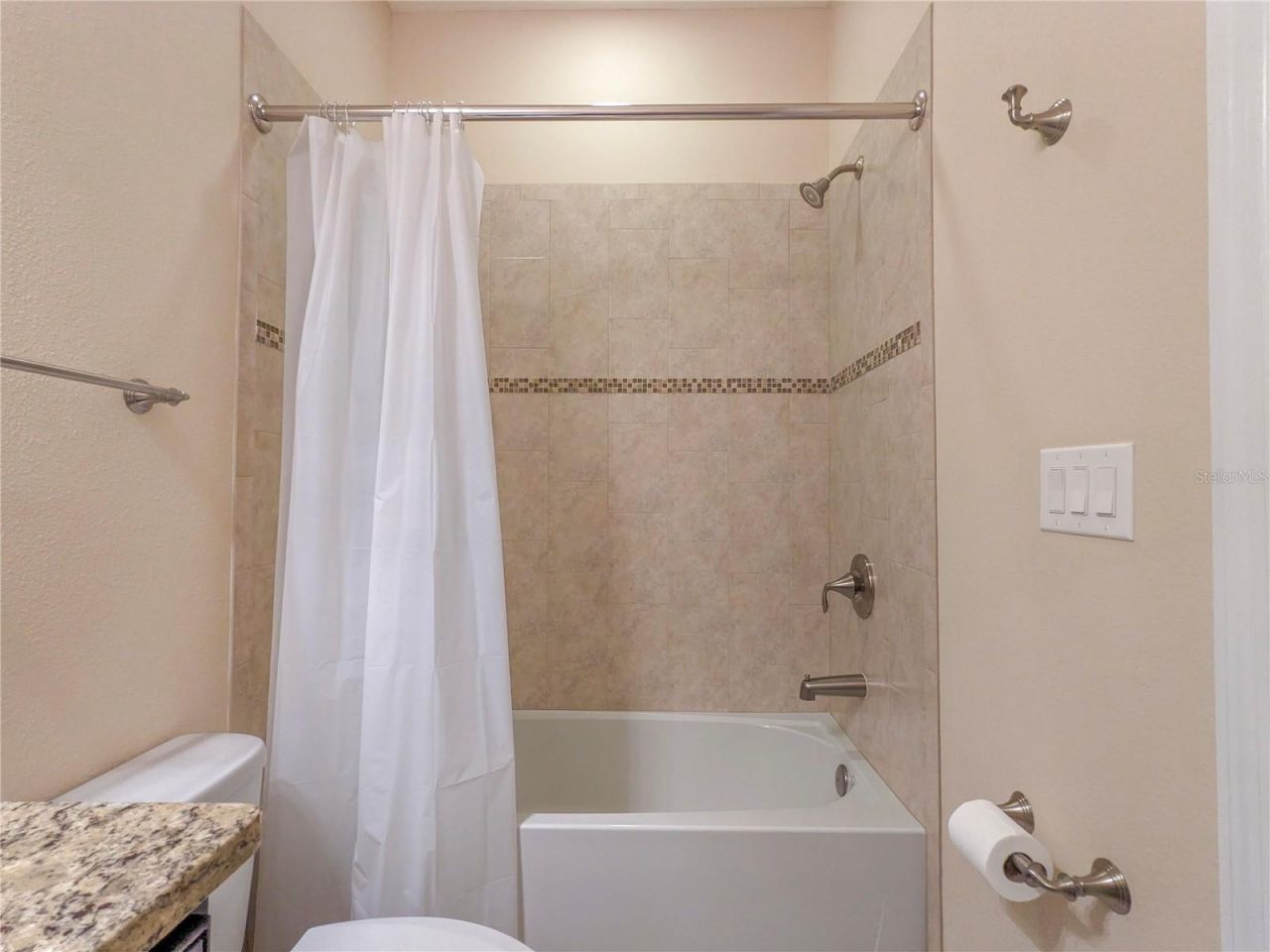 3129 Oriole Drive, Unit 104, Sarasota, FL 34243 Photo