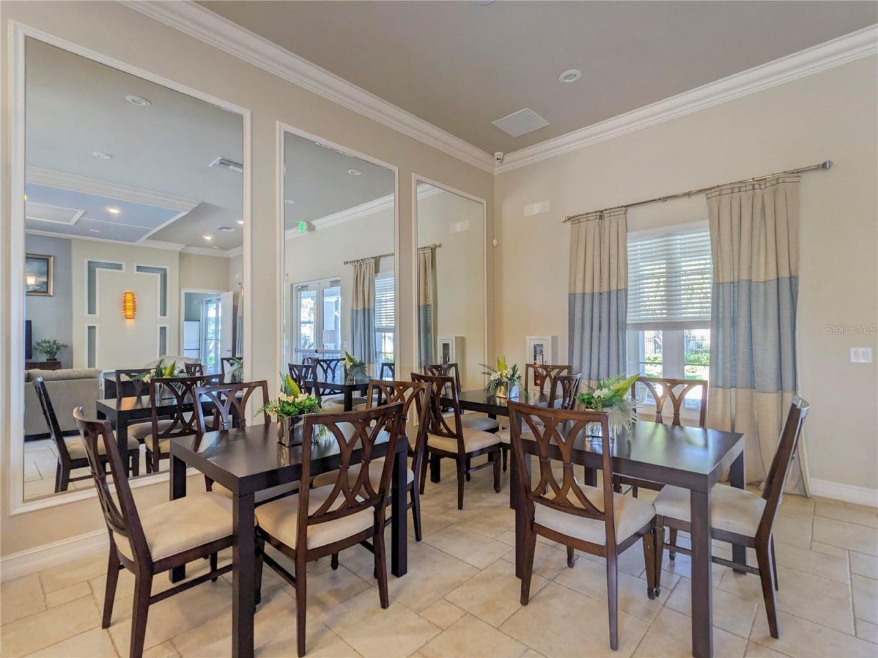 3129 Oriole Drive, Unit 104, Sarasota, FL 34243 Photo