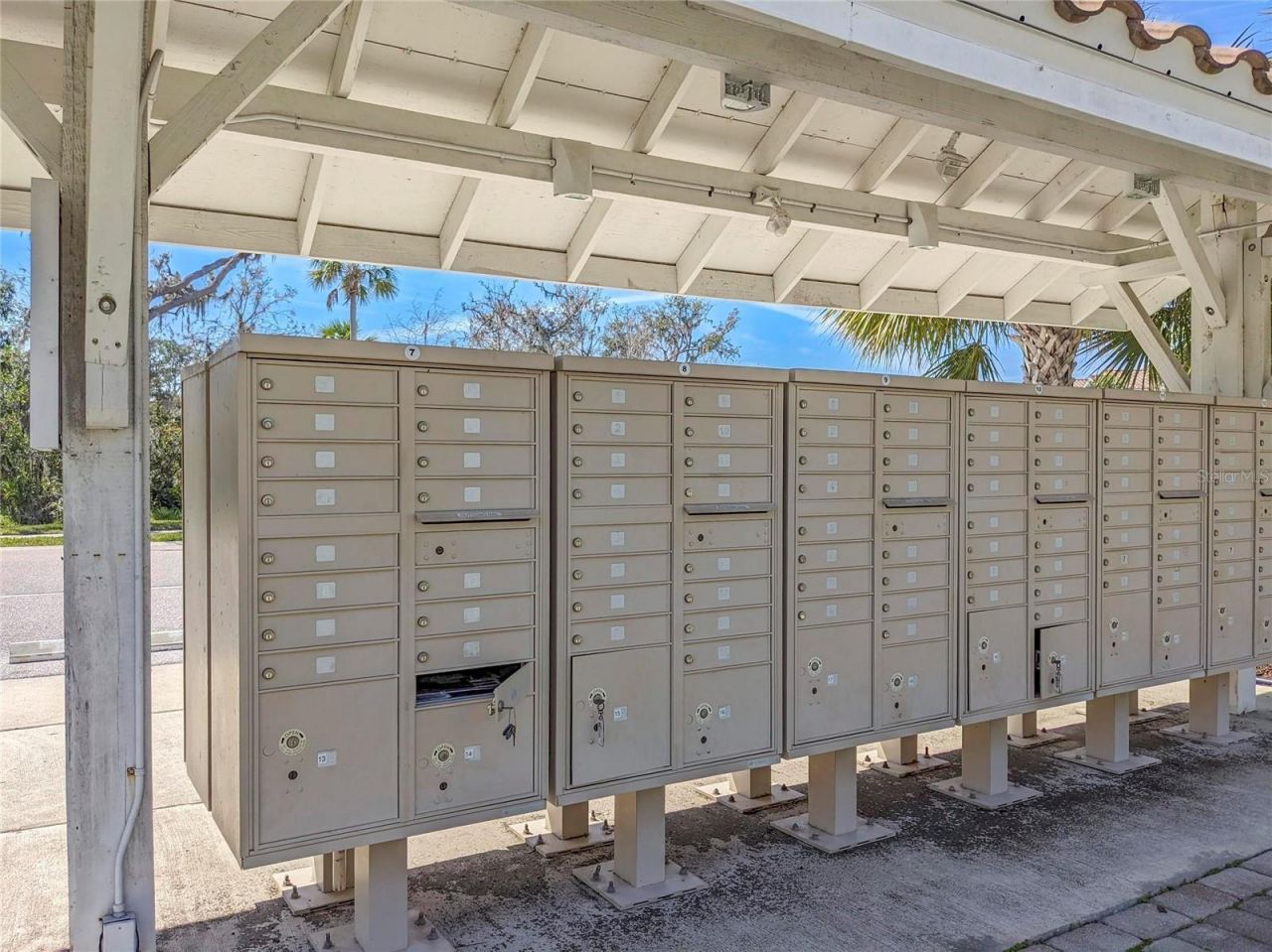 3129 Oriole Drive, Unit 104, Sarasota, FL 34243 Photo