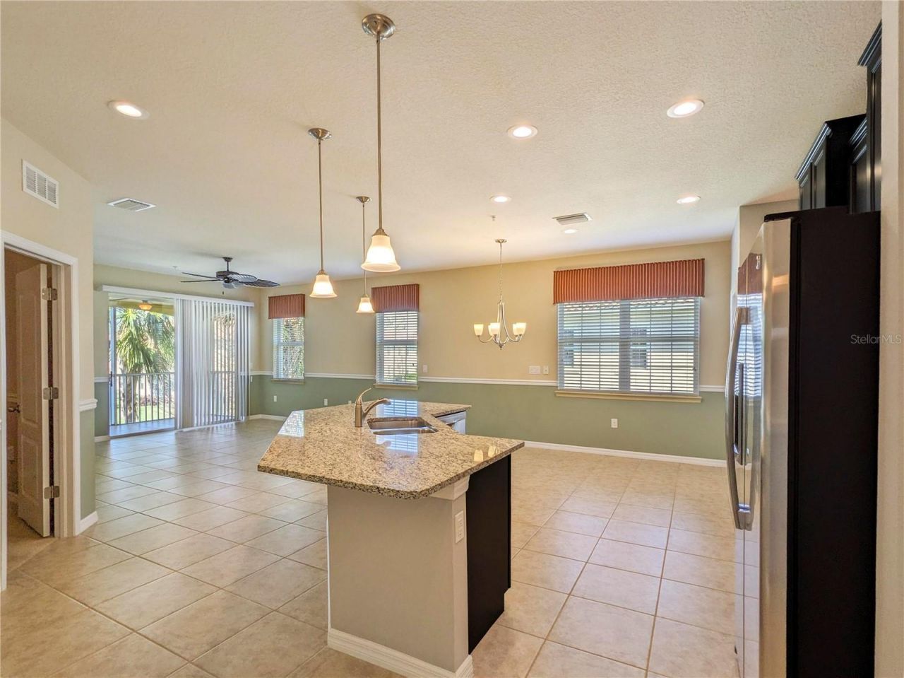 3129 Oriole Drive, Unit 104, Sarasota, FL 34243 Photo