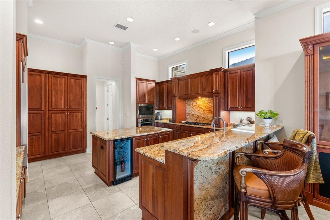 4125 Causeway Vista Drive, Tampa, FL 33615 Photo