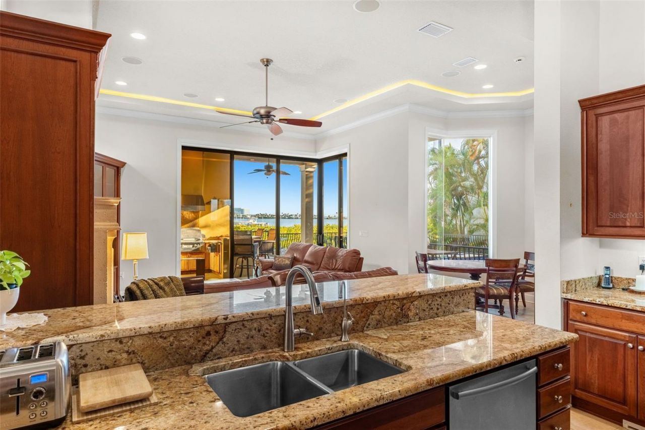 4125 Causeway Vista Drive, Tampa, FL 33615 Photo