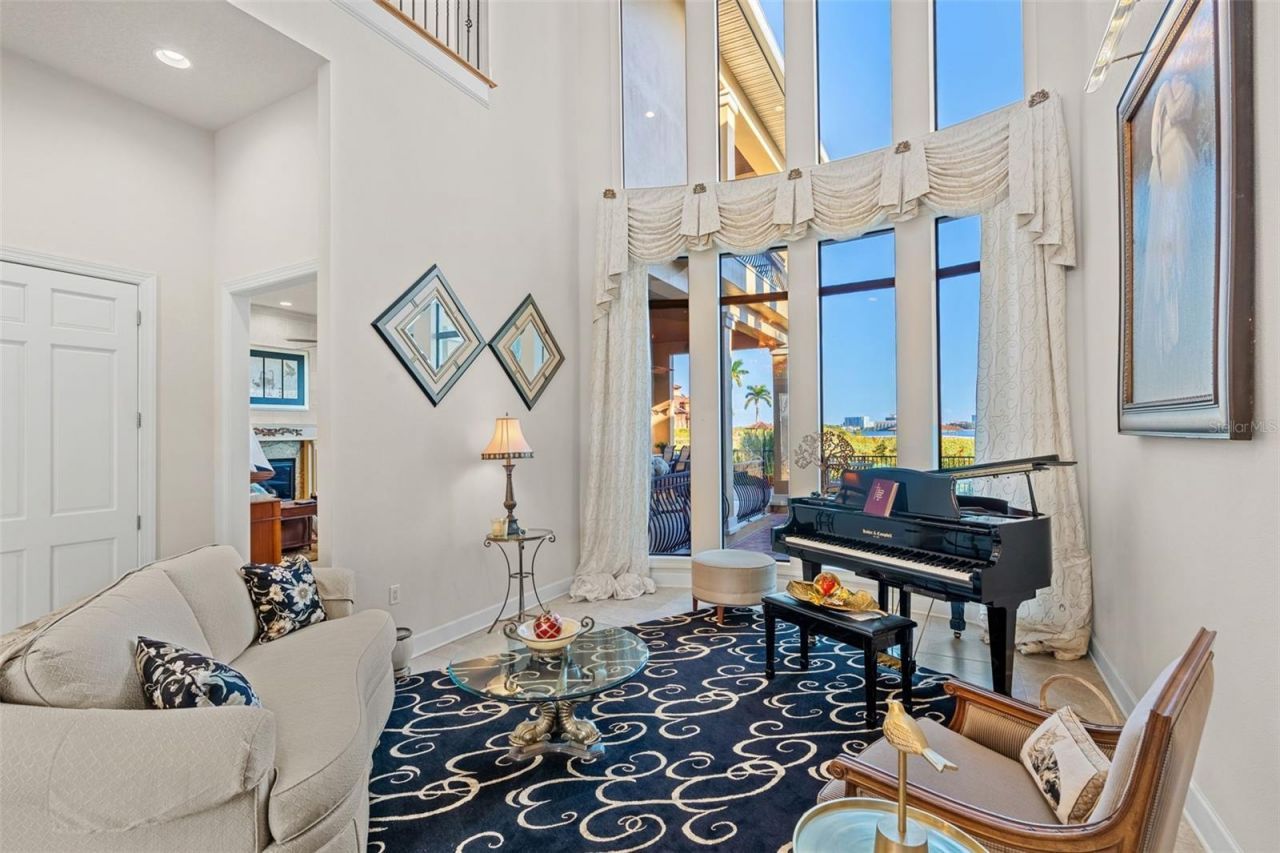 4125 Causeway Vista Drive, Tampa, FL 33615 Photo