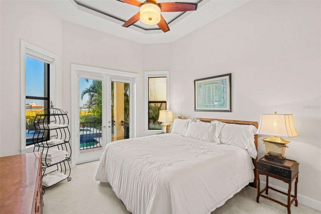 4125 Causeway Vista Drive, Tampa, FL 33615 Photo