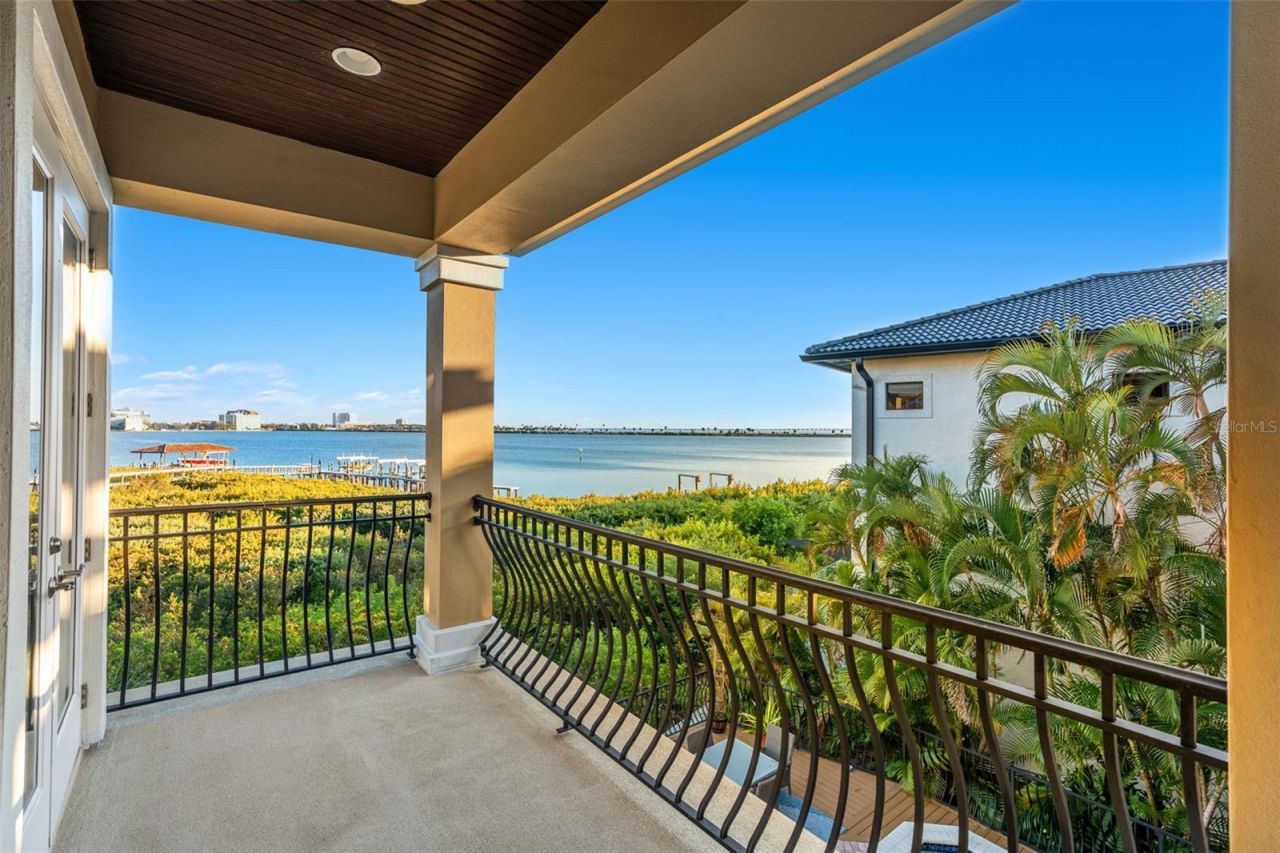 4125 Causeway Vista Drive, Tampa, FL 33615 Photo