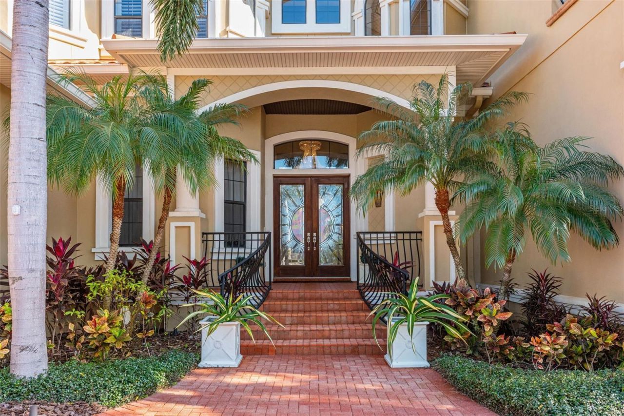 4125 Causeway Vista Drive, Tampa, FL 33615 Photo