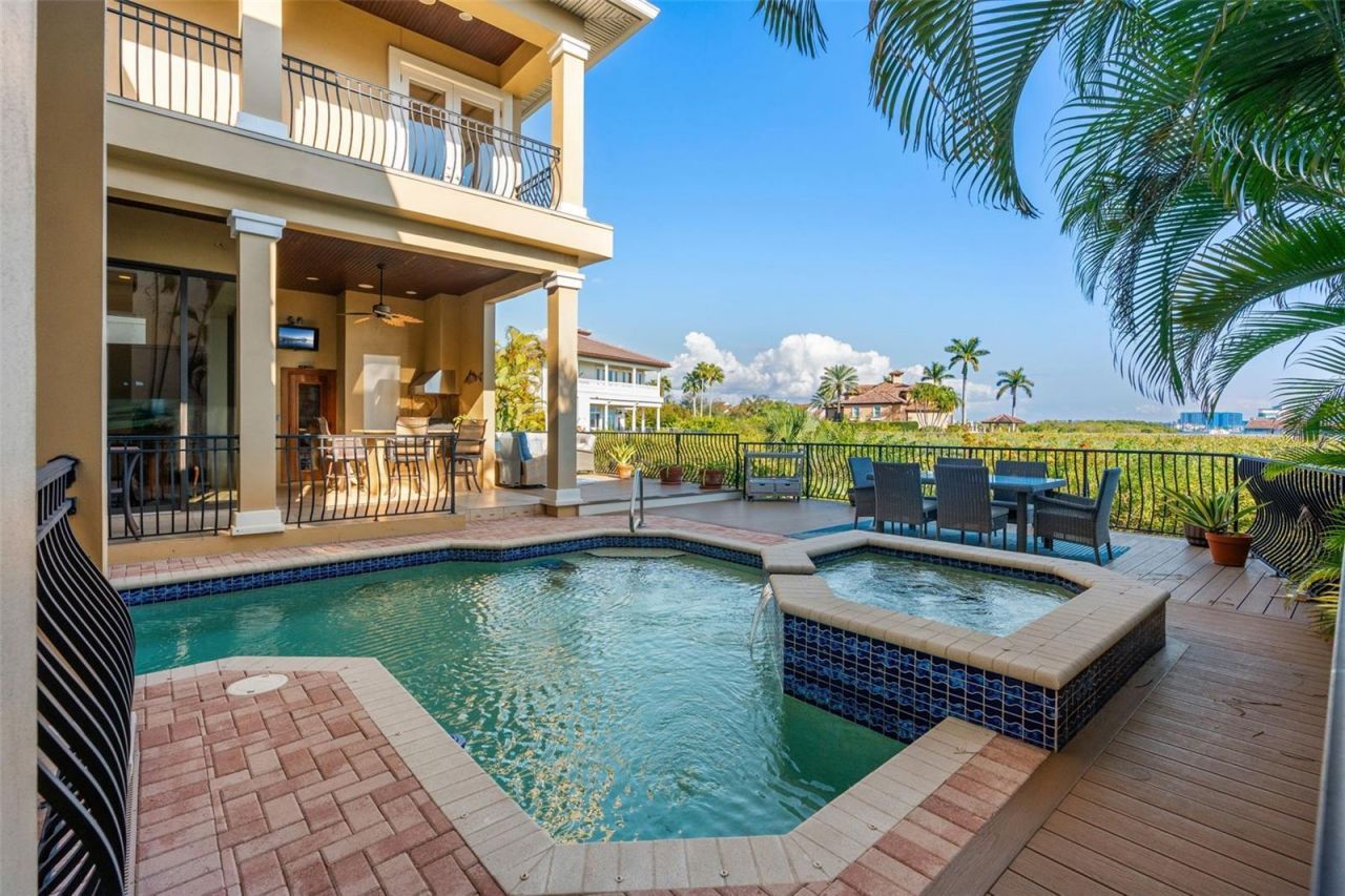 4125 Causeway Vista Drive, Tampa, FL 33615 Photo