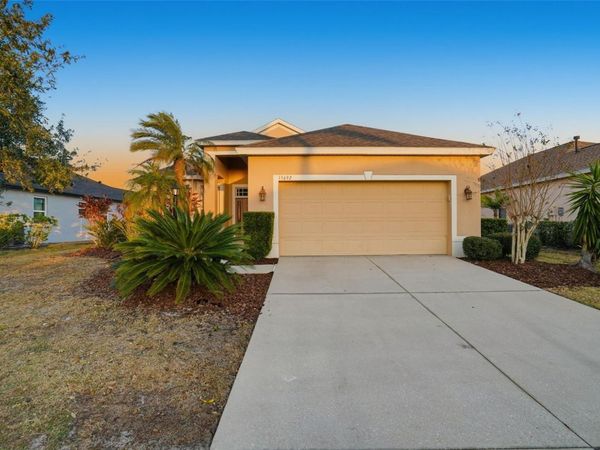 15692 LEMON FISH DRIVE, LAKEWOOD RANCH, FL 34202
