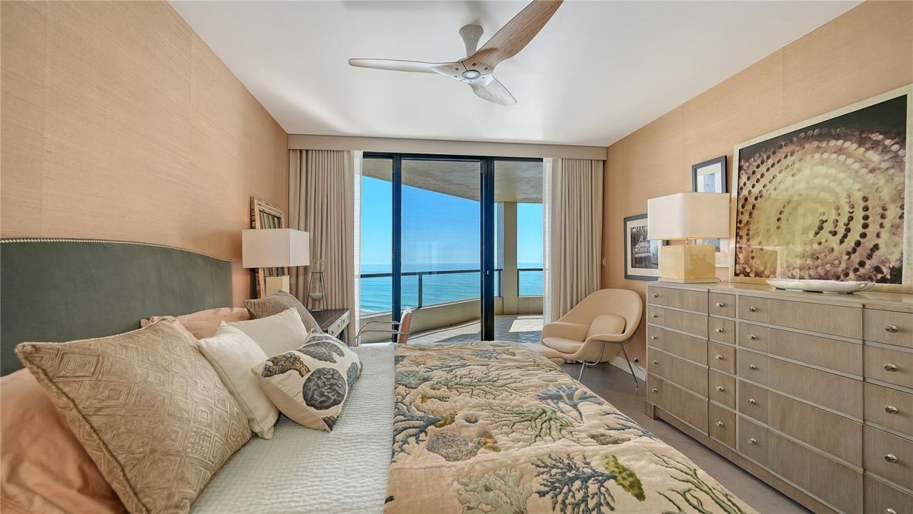 1211 Gulf Of Mexico Drive, Unit 610, Longboat Key, FL 34228 Photo
