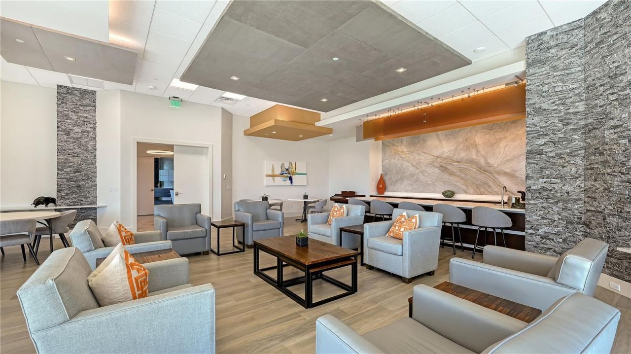 1211 Gulf Of Mexico Drive, Unit 610, Longboat Key, FL 34228 Photo