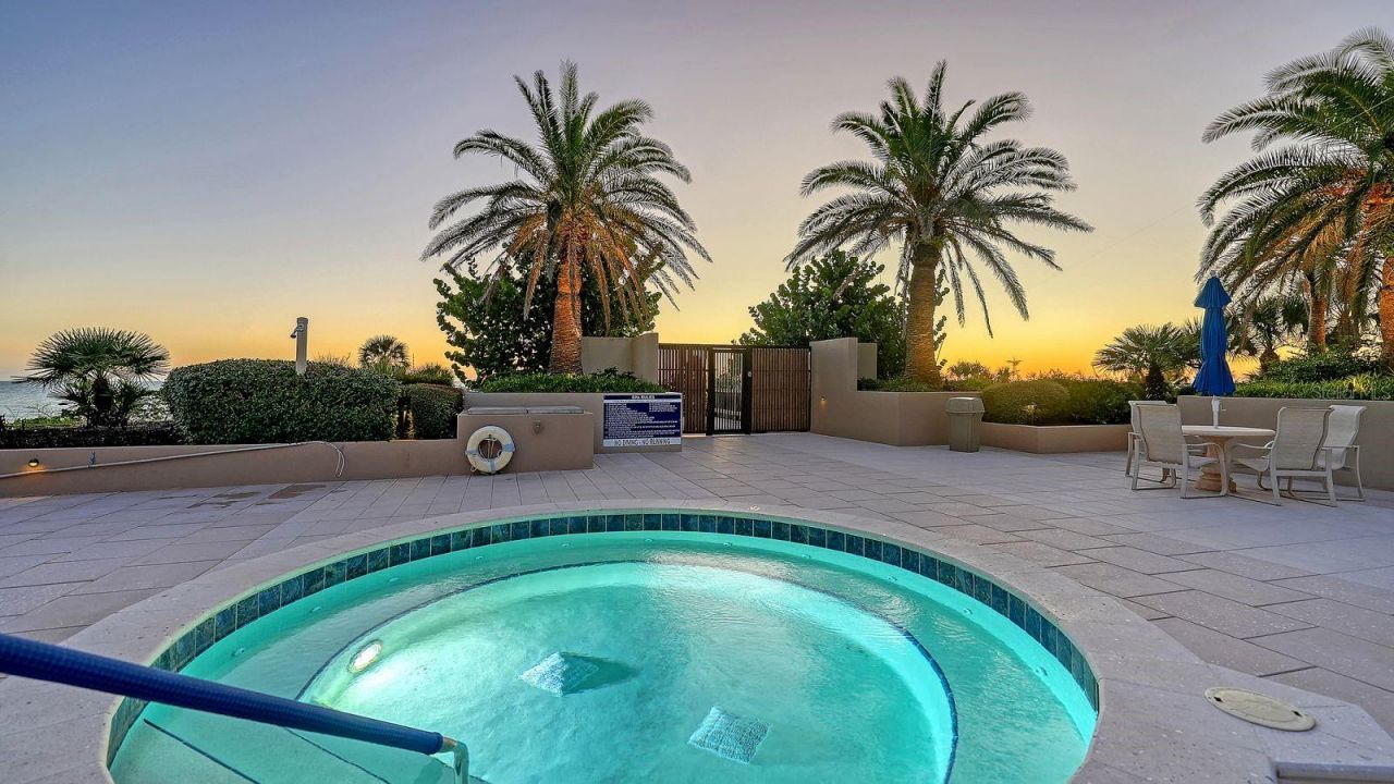 1211 Gulf Of Mexico Drive, Unit 610, Longboat Key, FL 34228 Photo