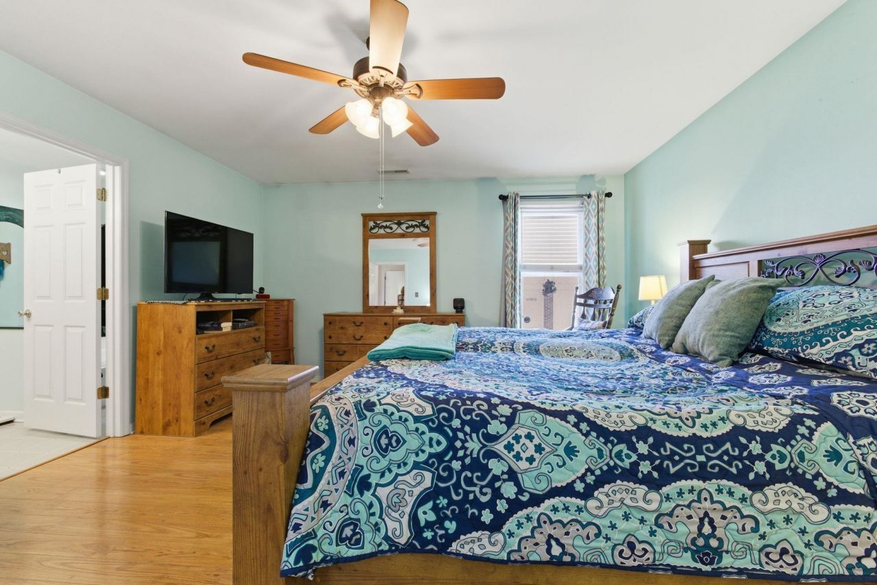 5694 Spring Beauty Dr. Photo 21