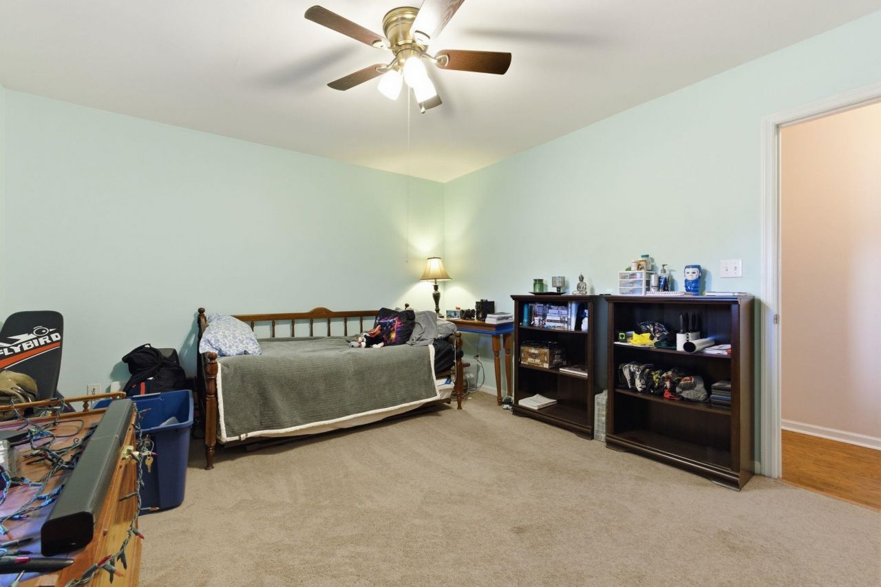 5694 Spring Beauty Dr. Photo 26