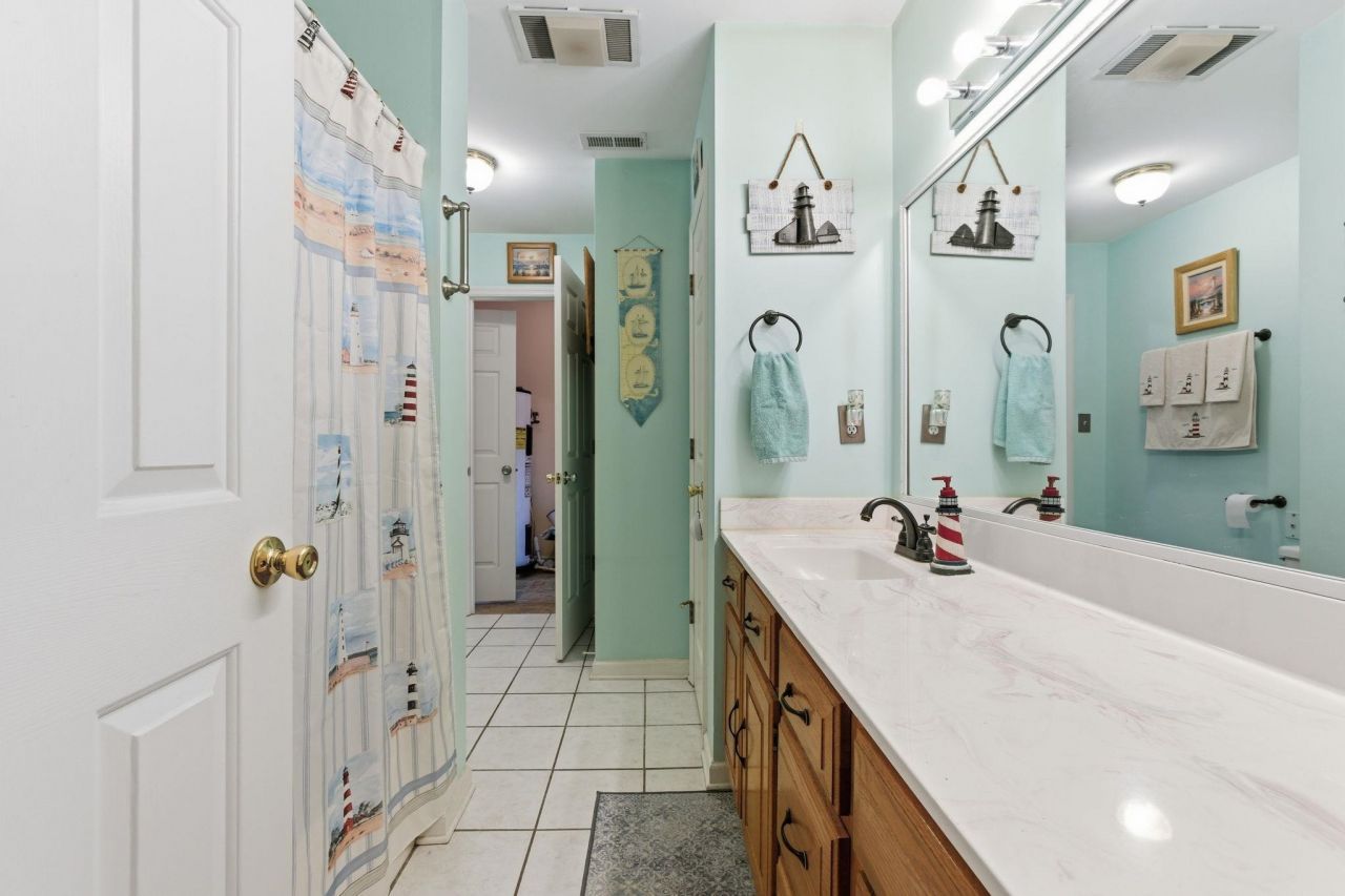 5694 Spring Beauty Dr. Photo 30