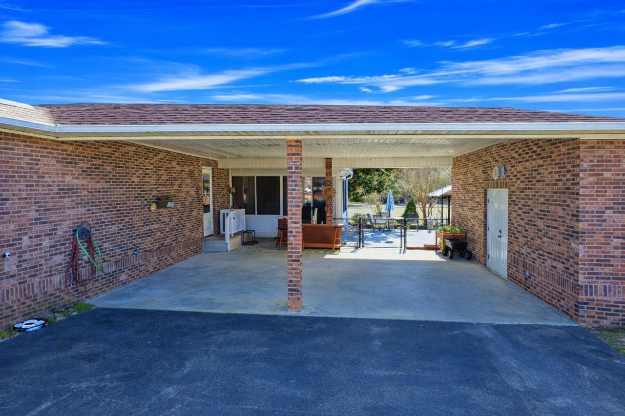 5694 Spring Beauty Dr. Photo 34