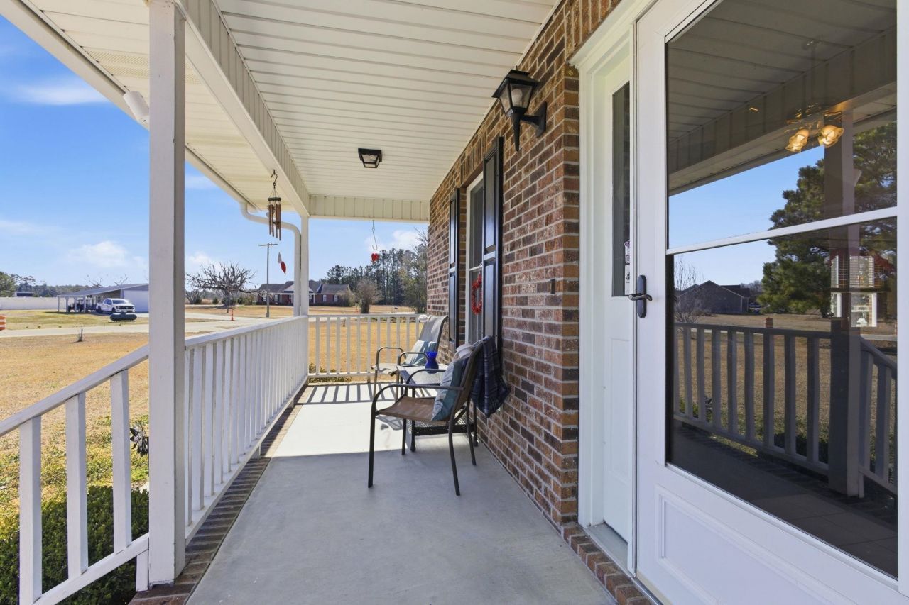 5694 Spring Beauty Dr. Photo 6