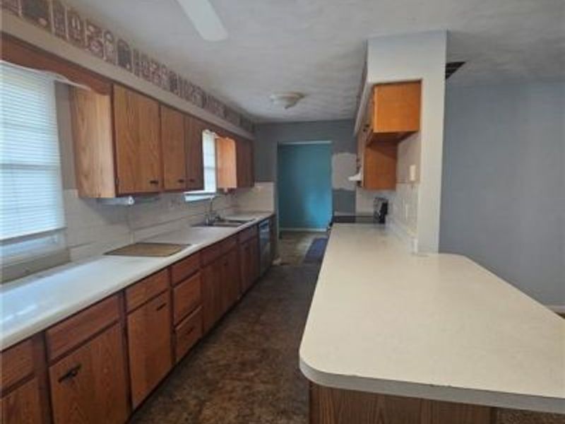 303 Crescent Drive, Lewisburg, OH 45338 Photo 8