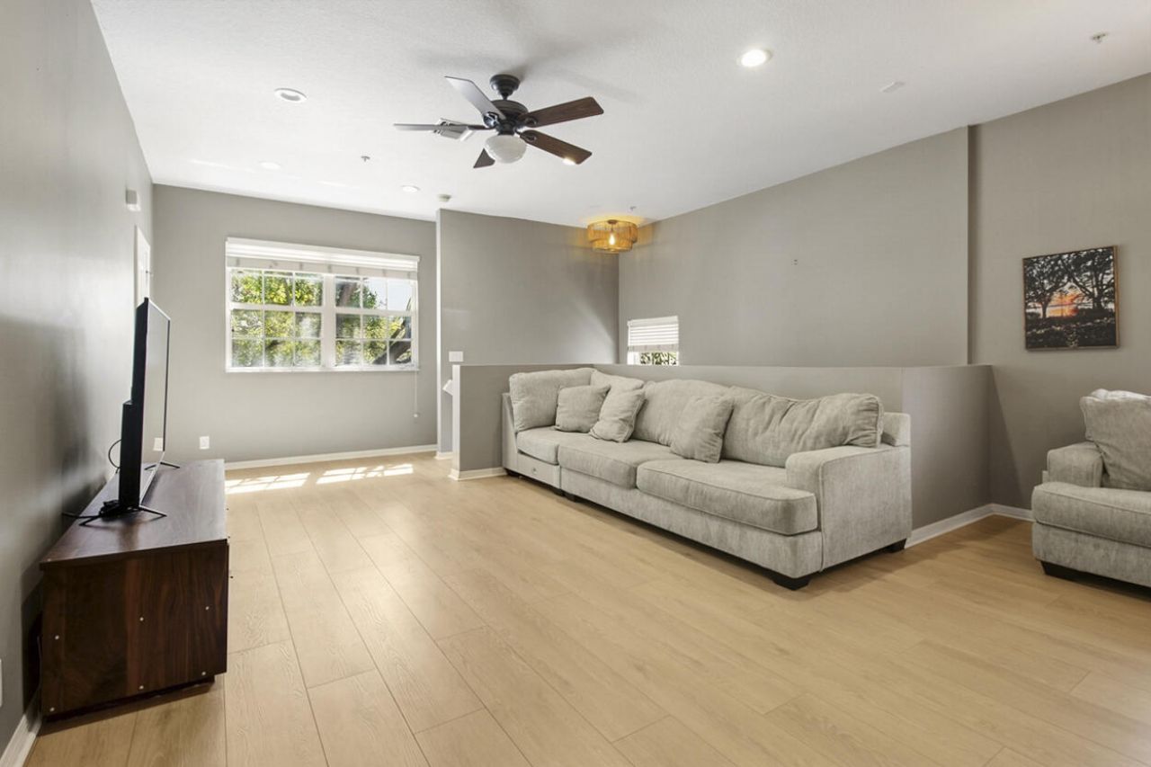 110 Lighthouse Circle, Unit H, Tequesta, FL 33469 Photo