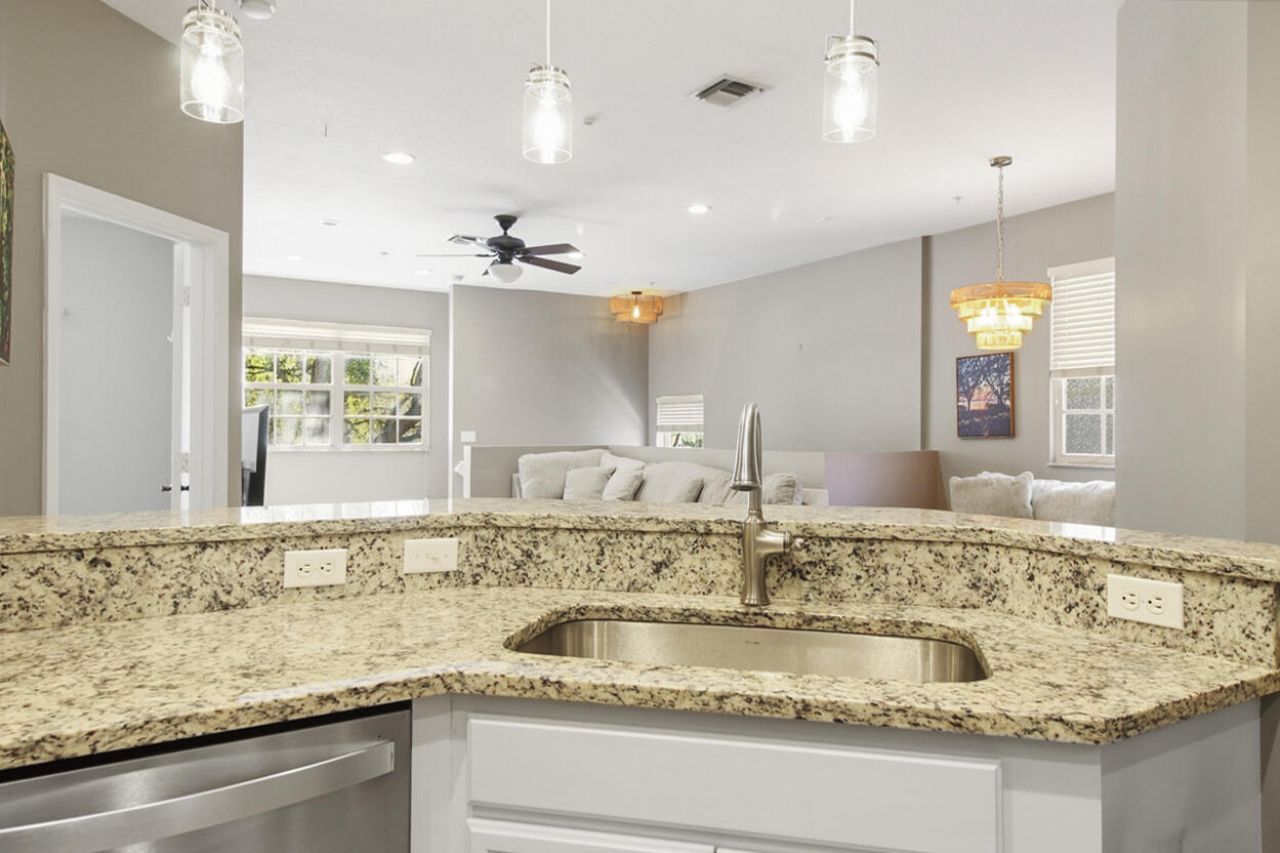 110 Lighthouse Circle, Unit H, Tequesta, FL 33469 Photo