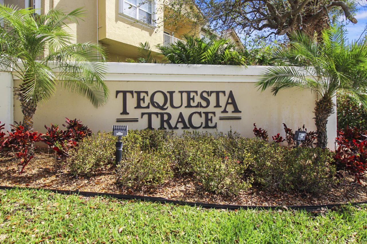 110 Lighthouse Circle, Unit H, Tequesta, FL 33469 Photo