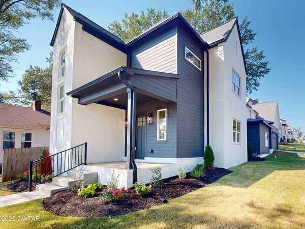 219 Clay Street , Jackson, TN 38301