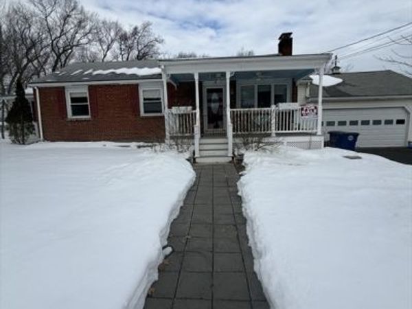 15 Calvin St, Braintree, MA 02184