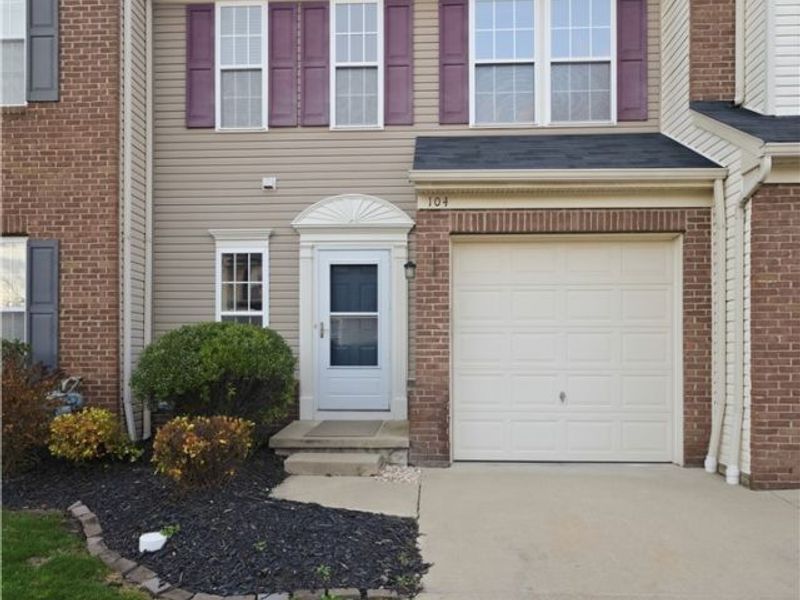 104 Pyrite Court, Berea, OH 44017 Photo 1