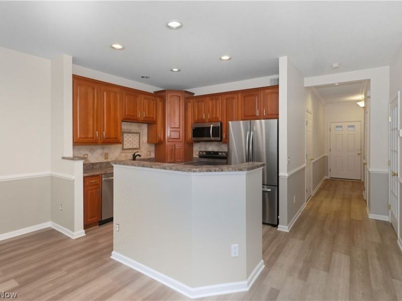 104 Pyrite Court, Berea, OH 44017 Photo 9