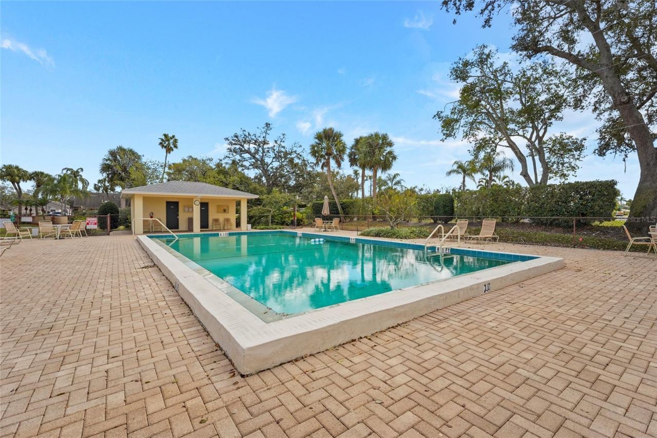 5524 Palm Aire Drive, Unit 5524, Sarasota, FL 34243 Photo