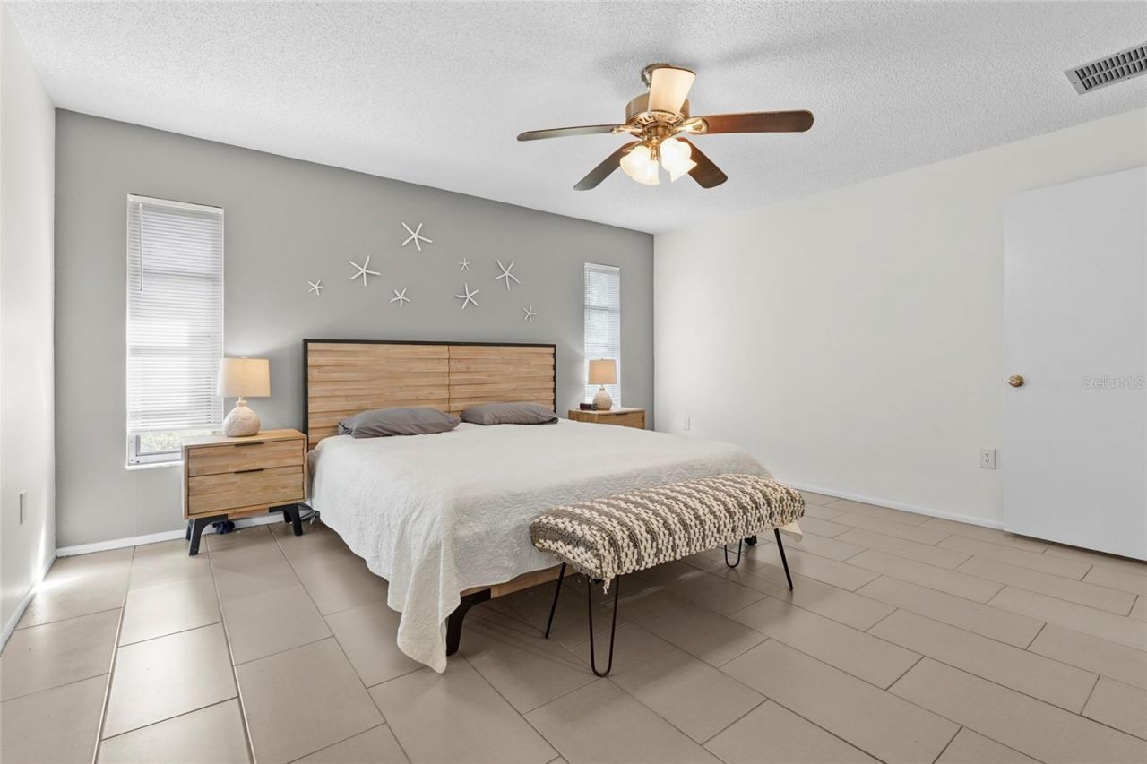 5524 Palm Aire Drive, Unit 5524, Sarasota, FL 34243 Photo