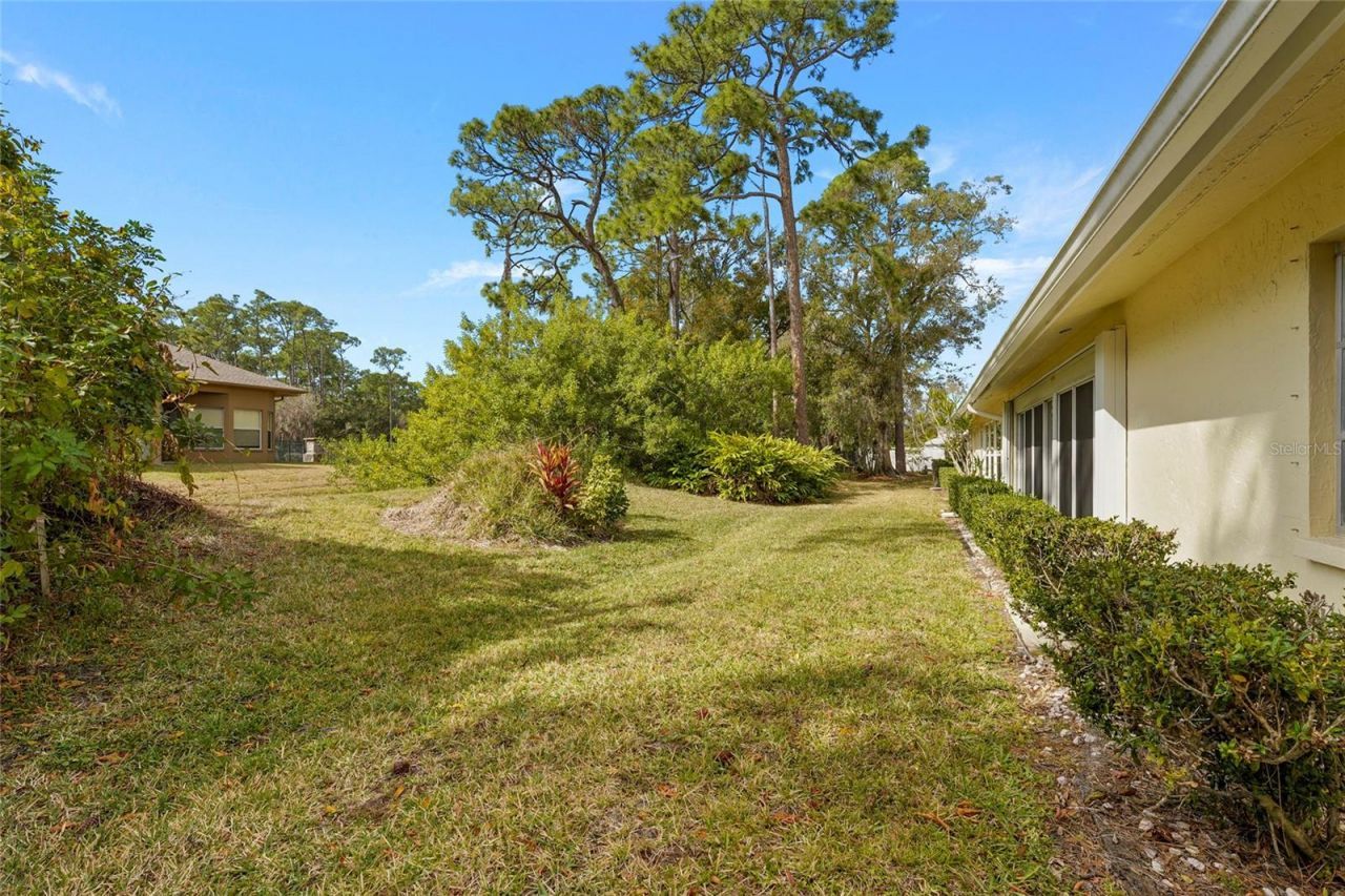 5524 Palm Aire Drive, Unit 5524, Sarasota, FL 34243 Photo