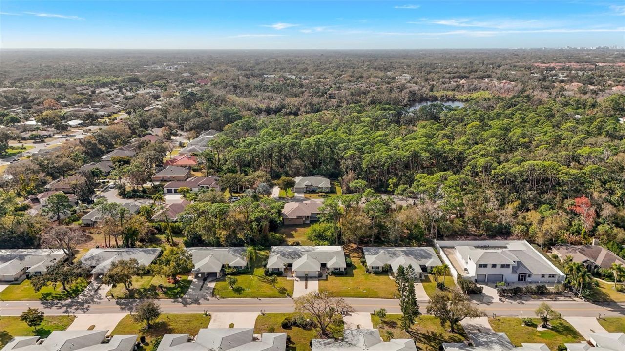 5524 Palm Aire Drive, Unit 5524, Sarasota, FL 34243 Photo