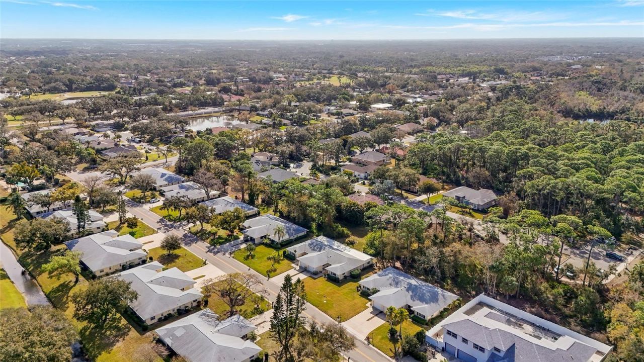 5524 Palm Aire Drive, Unit 5524, Sarasota, FL 34243 Photo