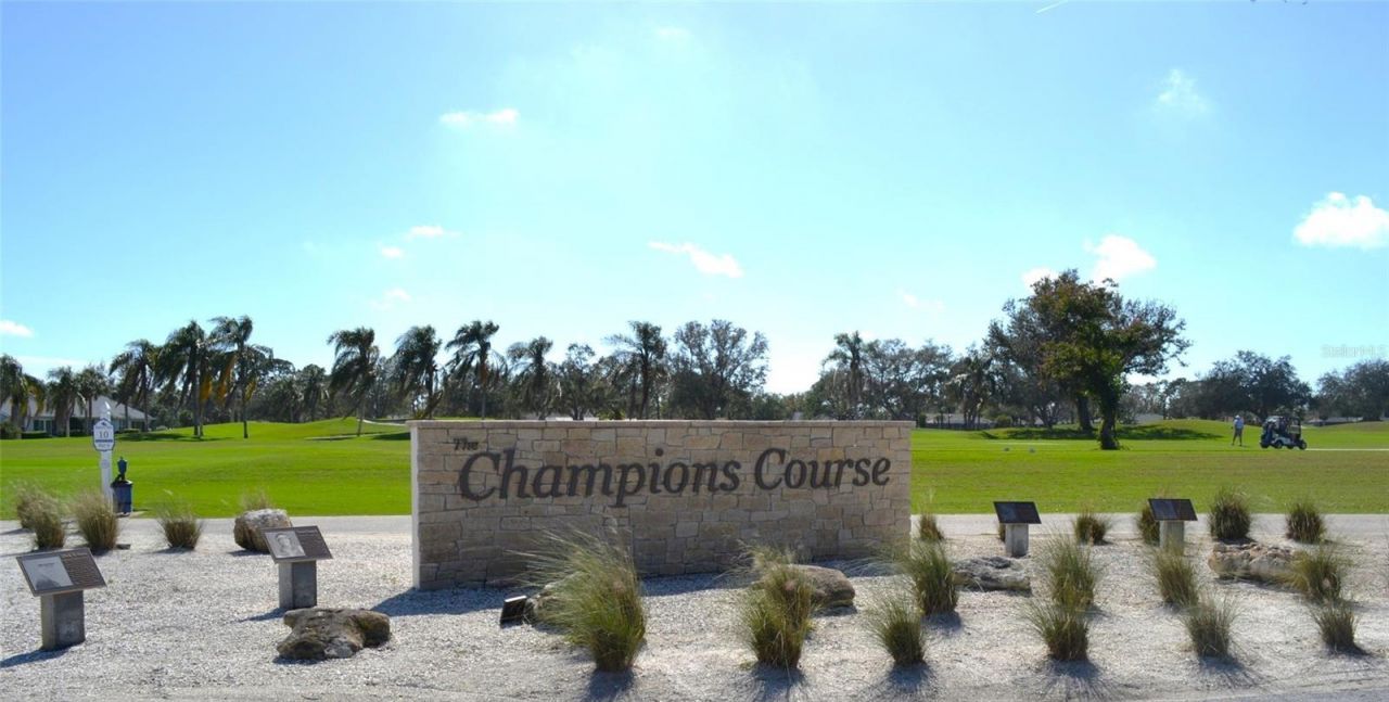 5524 Palm Aire Drive, Unit 5524, Sarasota, FL 34243 Photo