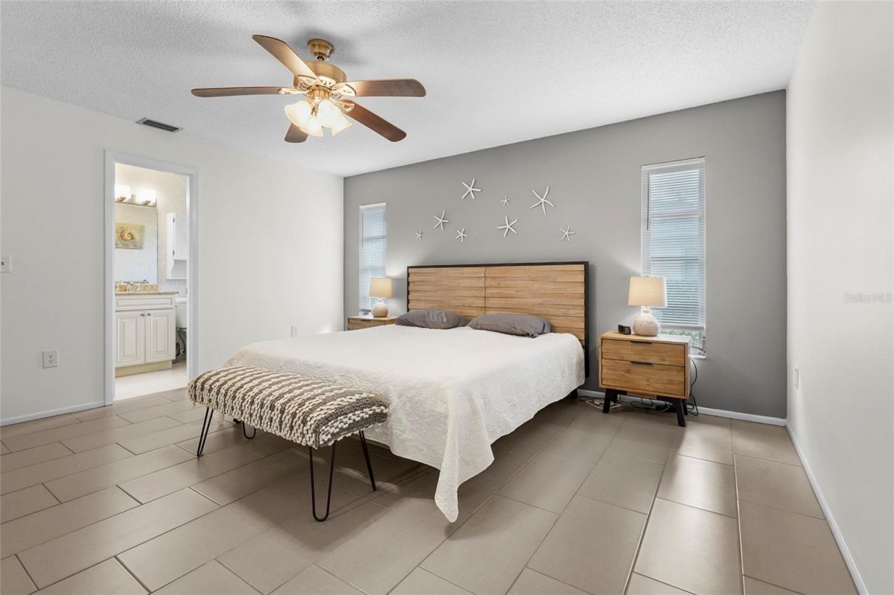 5524 Palm Aire Drive, Unit 5524, Sarasota, FL 34243 Photo